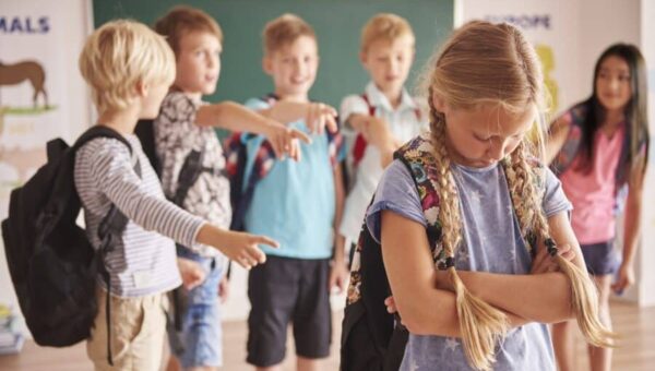 ¡Basta de Acoso! El Ministerio Lanza Guía para Escuelas Seguras