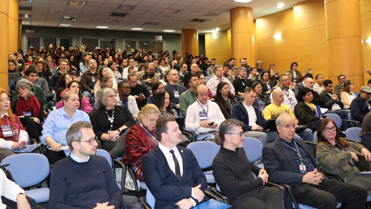 IA en el aula: PUCRS convocó a educadores y científicos para repensar la enseñanza