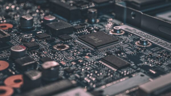 Meta libera su cerebro logístico: 40 millones de asignaciones diarias en código abierto