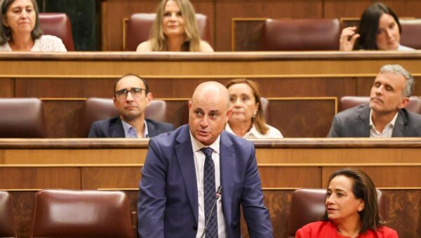 20 días, IA bajo la lupa y la frontera rusa: el paso relámpago de Taibo por el Congreso