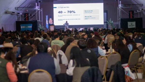 El campo encontró su 'Re-Evolución Federal': 400 jóvenes marcaron la nueva agenda agropecuaria