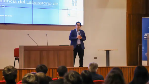 La IA llega al Estado: Chile debate su impacto en la gestión pública